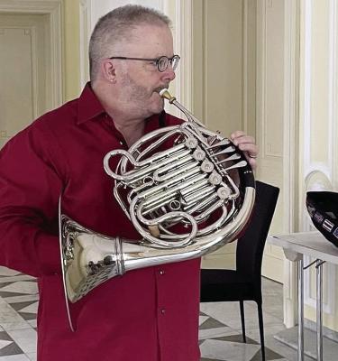 Horn player Geoffrey Winter brings his talents to the Mount Vernon stage with Reflections of Love, Feb. 10 at the Mount Vernon Music Hall. Courtesy Photo